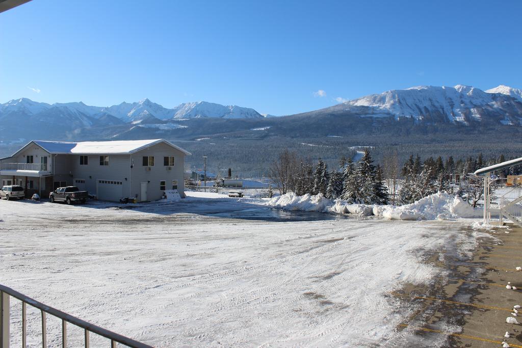Golden Village Lodge Exterior photo